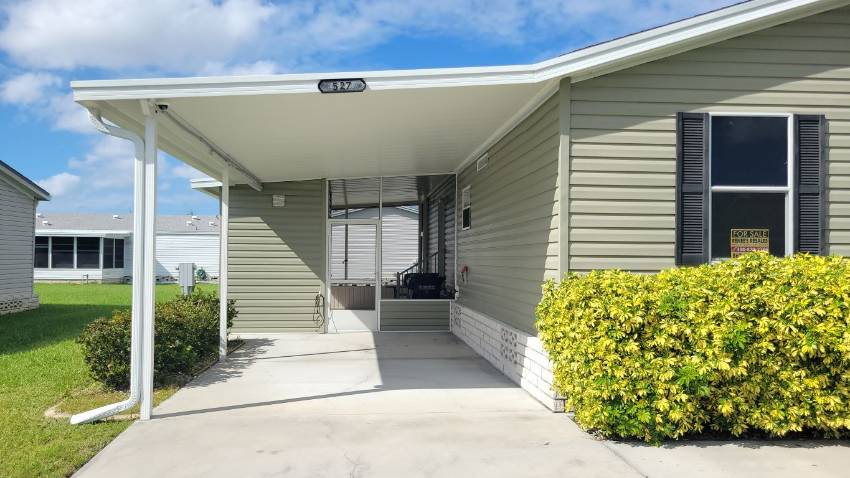 527 Leyland Cypress Way a Winter Haven, FL Mobile or Manufactured Home for Sale